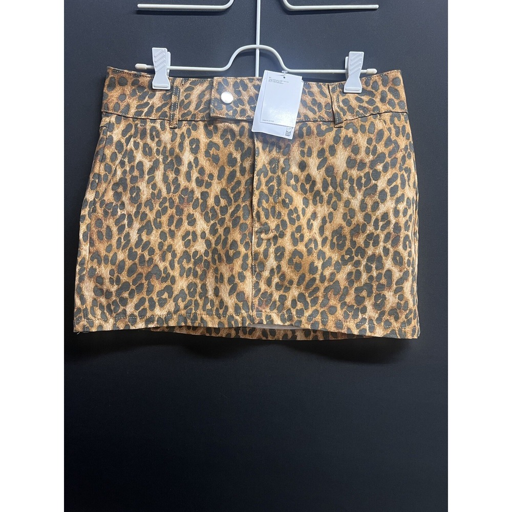 Mini‎ Skirt Size 6 Animal Print NWT